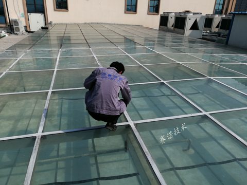 滎陽玻璃房屋面滲漏水綜合治理案例